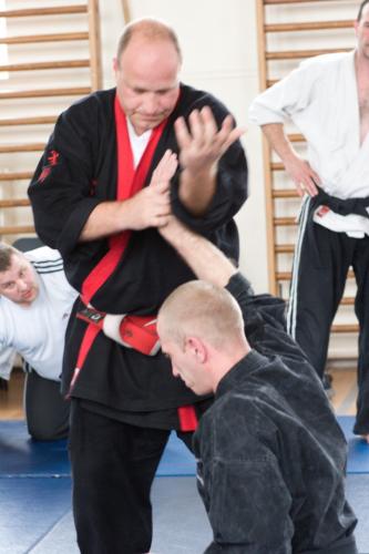 SF traing oren wrist take down