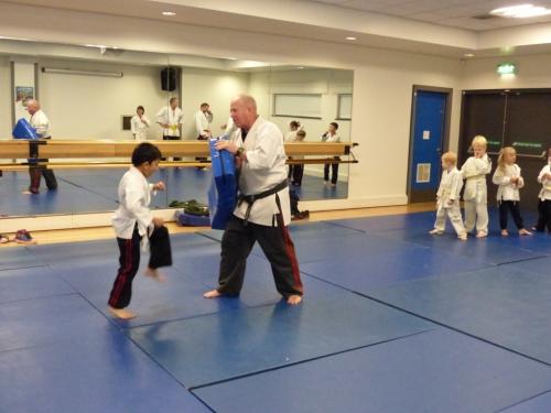 junior left push kicks