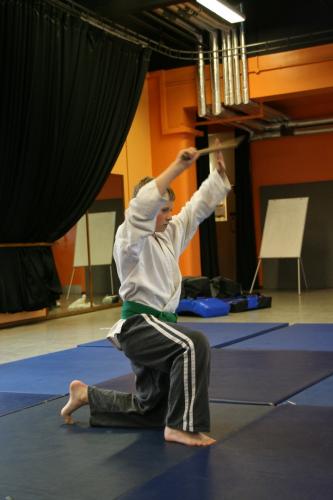 student doing jo no1
